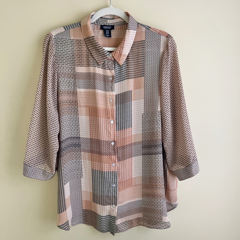 Jones & Co Top Women's 1X Neutral Retro Mod Print Feminine Relaxed Scandi Tan